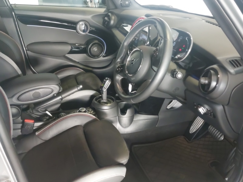 Used MINI Hatch 2023 for sale - 76856742: Photo 6