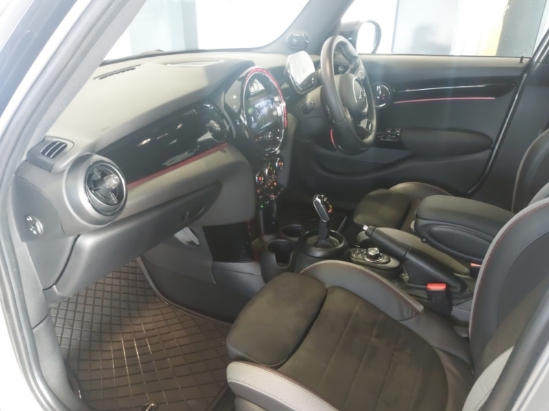 Used MINI Hatch 2023 for sale - 76856742: Photo 7