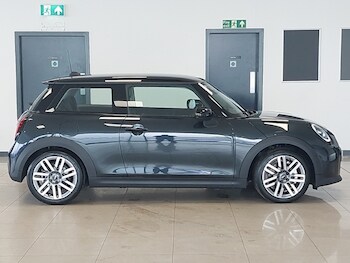 Used MINI Cooper 2026 for sale - 79070149: Photo