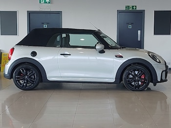 Used MINI Convertible 2022 for sale - 75608737: Photo