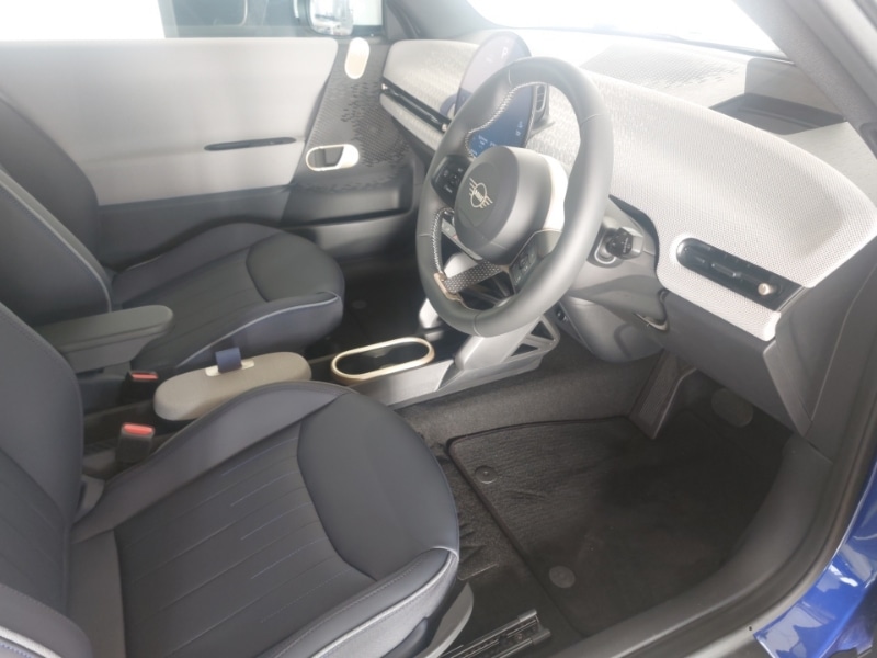 Used MINI Cooper 2025 for sale - 77252045: Photo 6