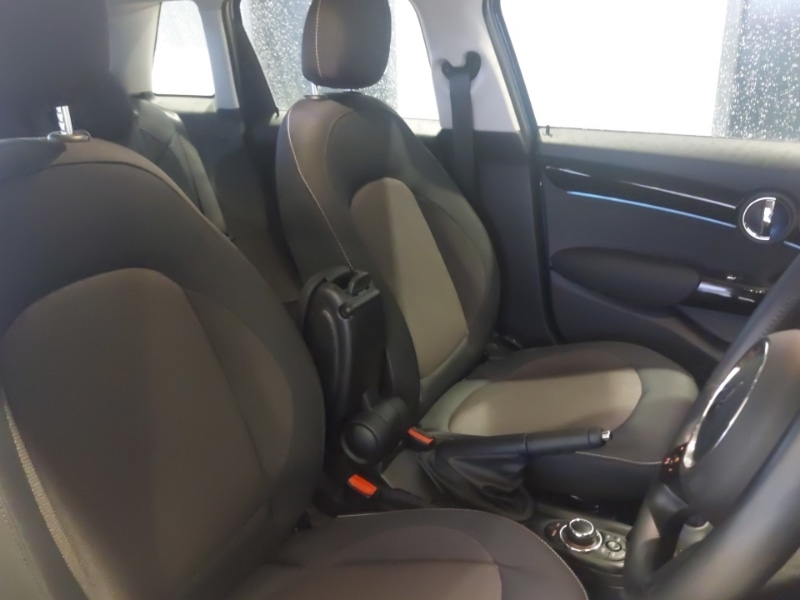 Used MINI Hatch 2023 for sale - 76880388: Photo 11