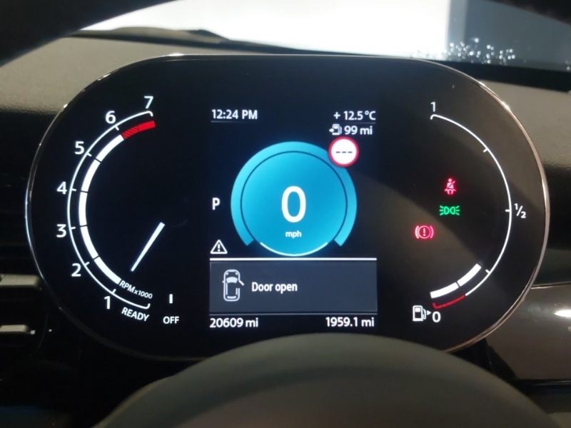 Used MINI Hatch 2023 for sale - 76880388: Photo 9