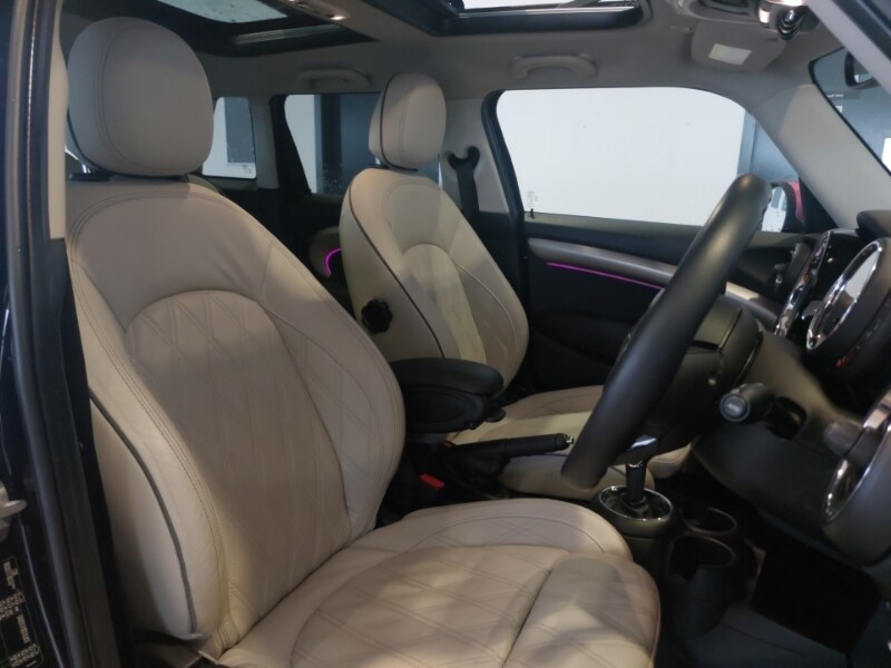 Used MINI Cooper 2019 for sale - 77761544: Photo 11