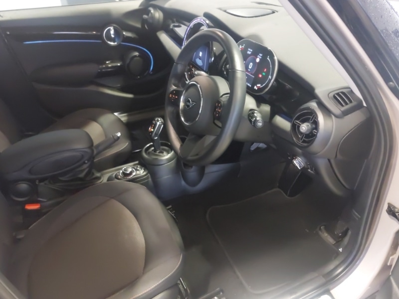 Used MINI Hatch 2023 for sale - 77982180: Photo 6