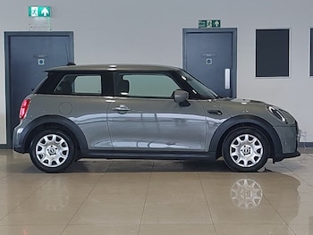 Used MINI One 2022 for sale - 76244150: Photo 2