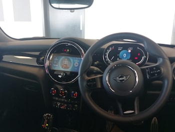 Used MINI Hatch 2023 for sale - 78478369: Photo