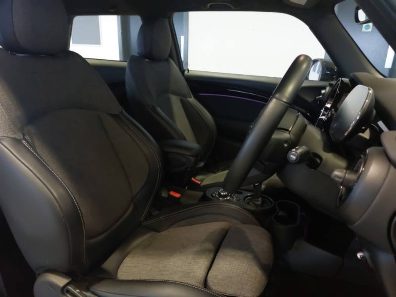 Used MINI Hatch 2022 for sale - 77433816: Photo 11