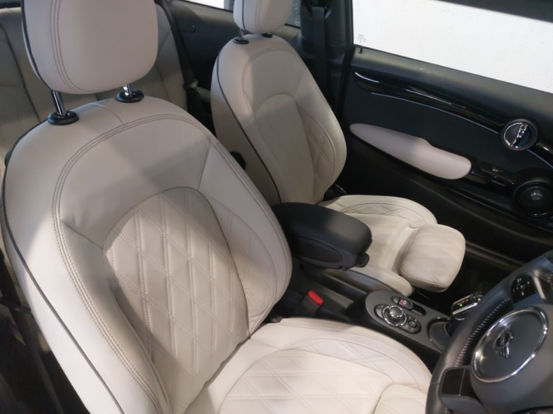 Used MINI Hatch 2023 for sale - 76614234: Photo 11