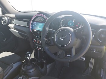 Used MINI Hatch 2023 for sale - 78342996: Photo