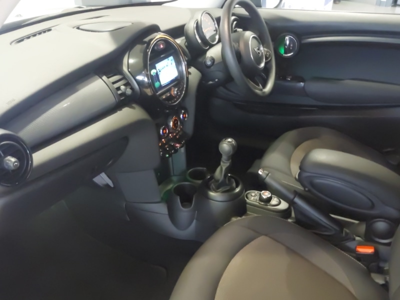 Used MINI Hatch 2019 for sale - 76687853: Photo 7