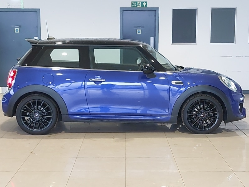 Used MINI Hatch 2018 for sale - 77169313: Photo 2