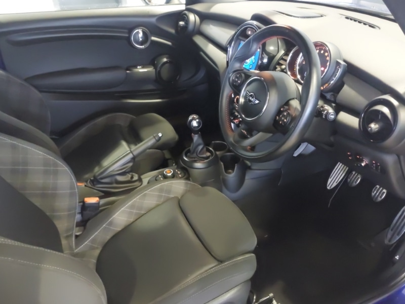 Used MINI Hatch 2018 for sale - 77169313: Photo 6