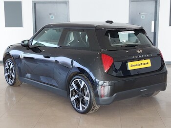 Used MINI Cooper 2024 for sale - 78269532: Photo