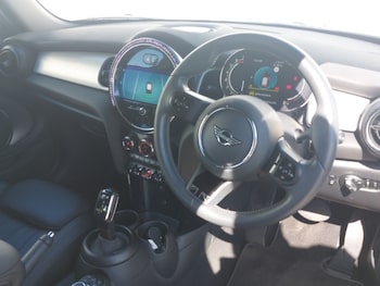 Used MINI Hatch 2023 for sale - 78425014: Photo