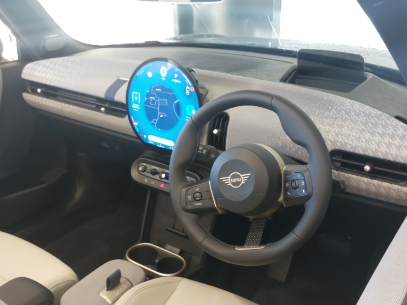 Used MINI Cooper 2025 for sale - 76639020: Photo 4