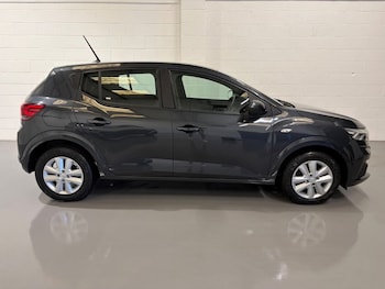 Used Dacia Sandero 2022 for sale - 79345126: Photo