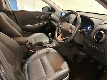 Used Hyundai KONA 2018 for sale - 79427617: Photo