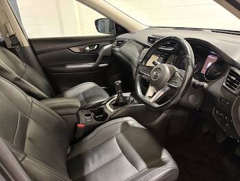 Used Nissan X-Trail 2018 for sale - 79764298: Photo