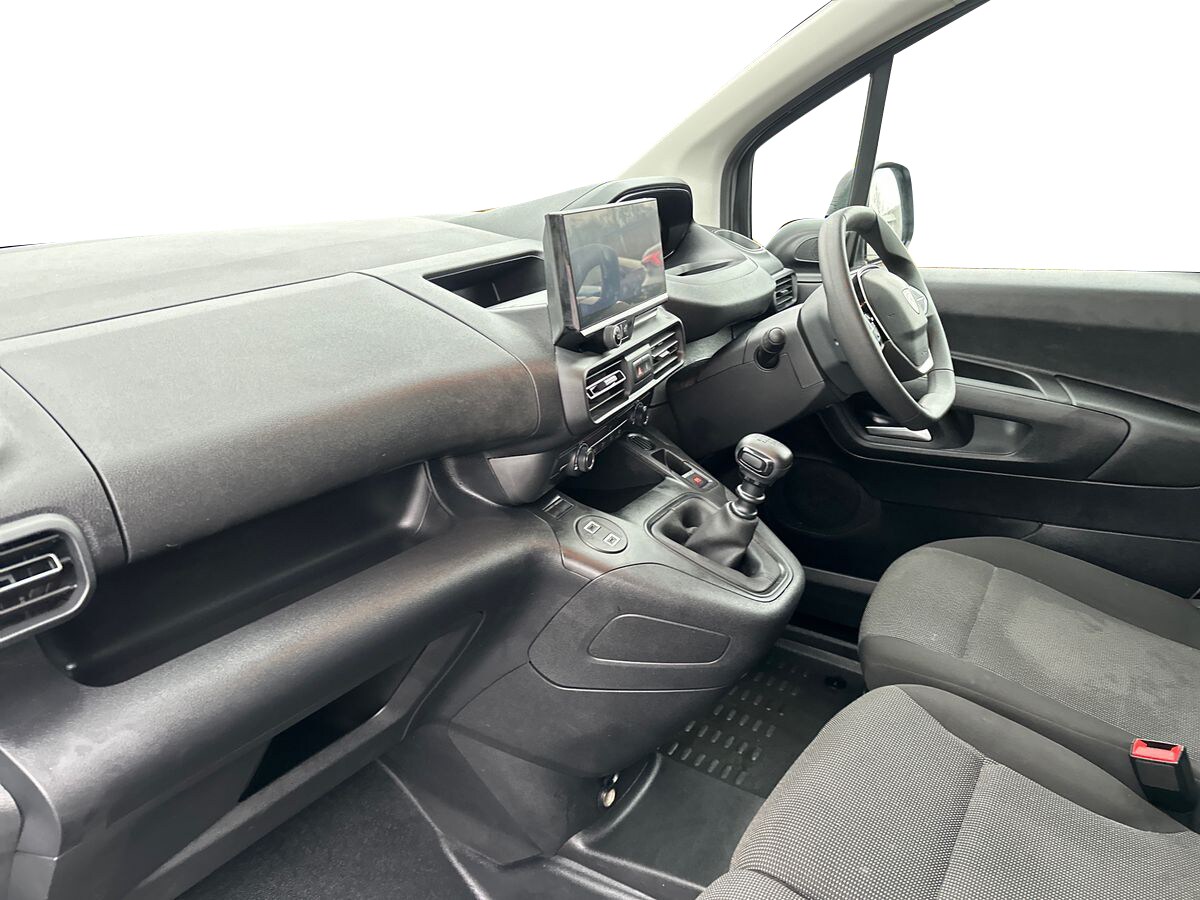 Used Peugeot Partner 2025 for sale - 77151450: Photo 14