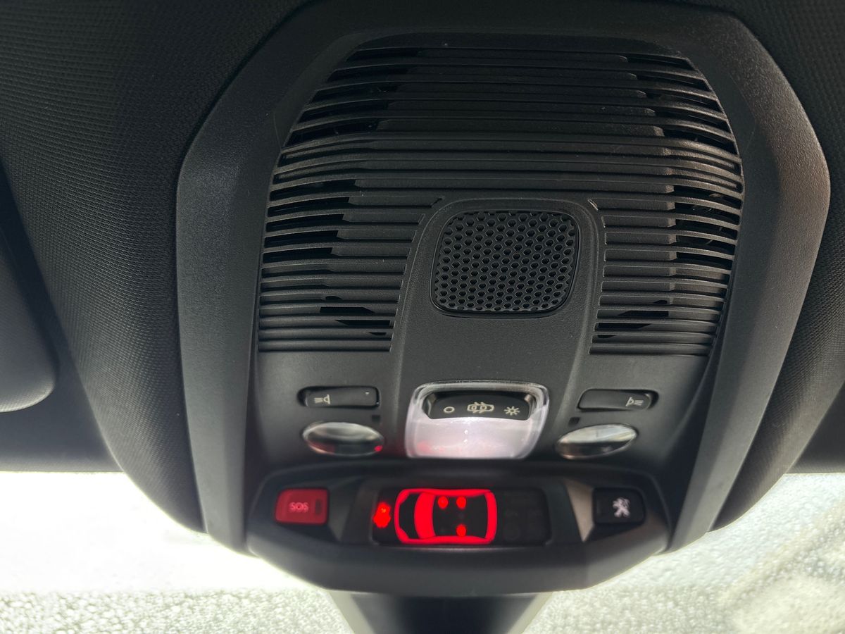 Used Peugeot 3008 2023 for sale - 76684133: Photo 29