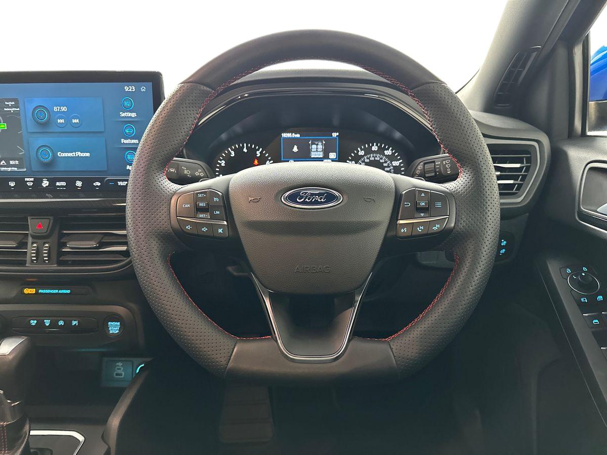 Used Ford Focus 2023 for sale - 77300381: Photo 17