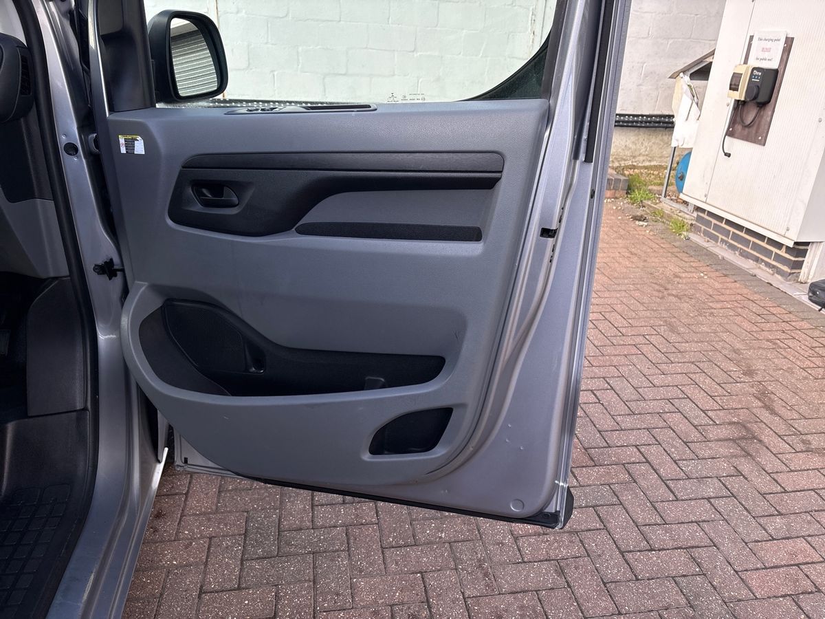 Used Peugeot Expert 2022 for sale - 78041950: Photo 35