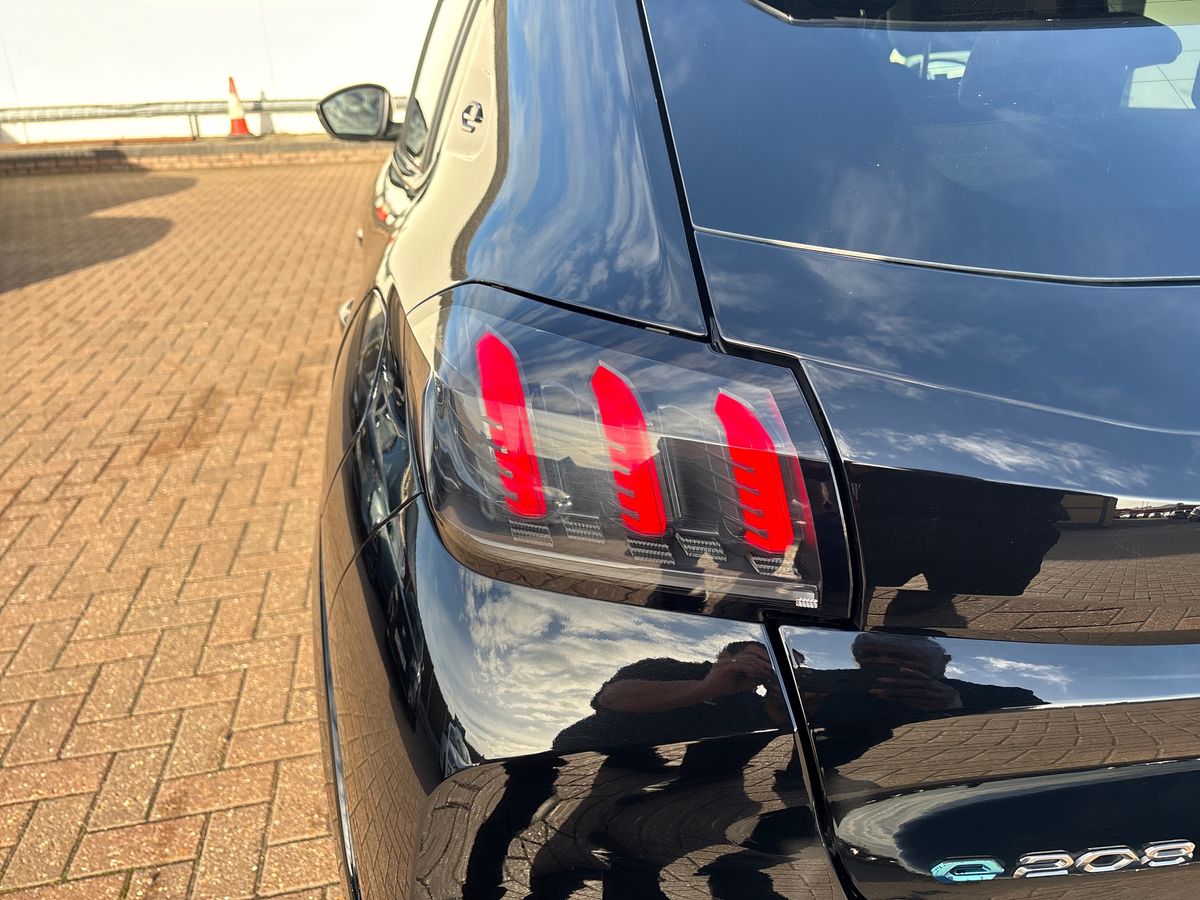 Used Peugeot 208 2021 for sale - 77004925: Photo 33