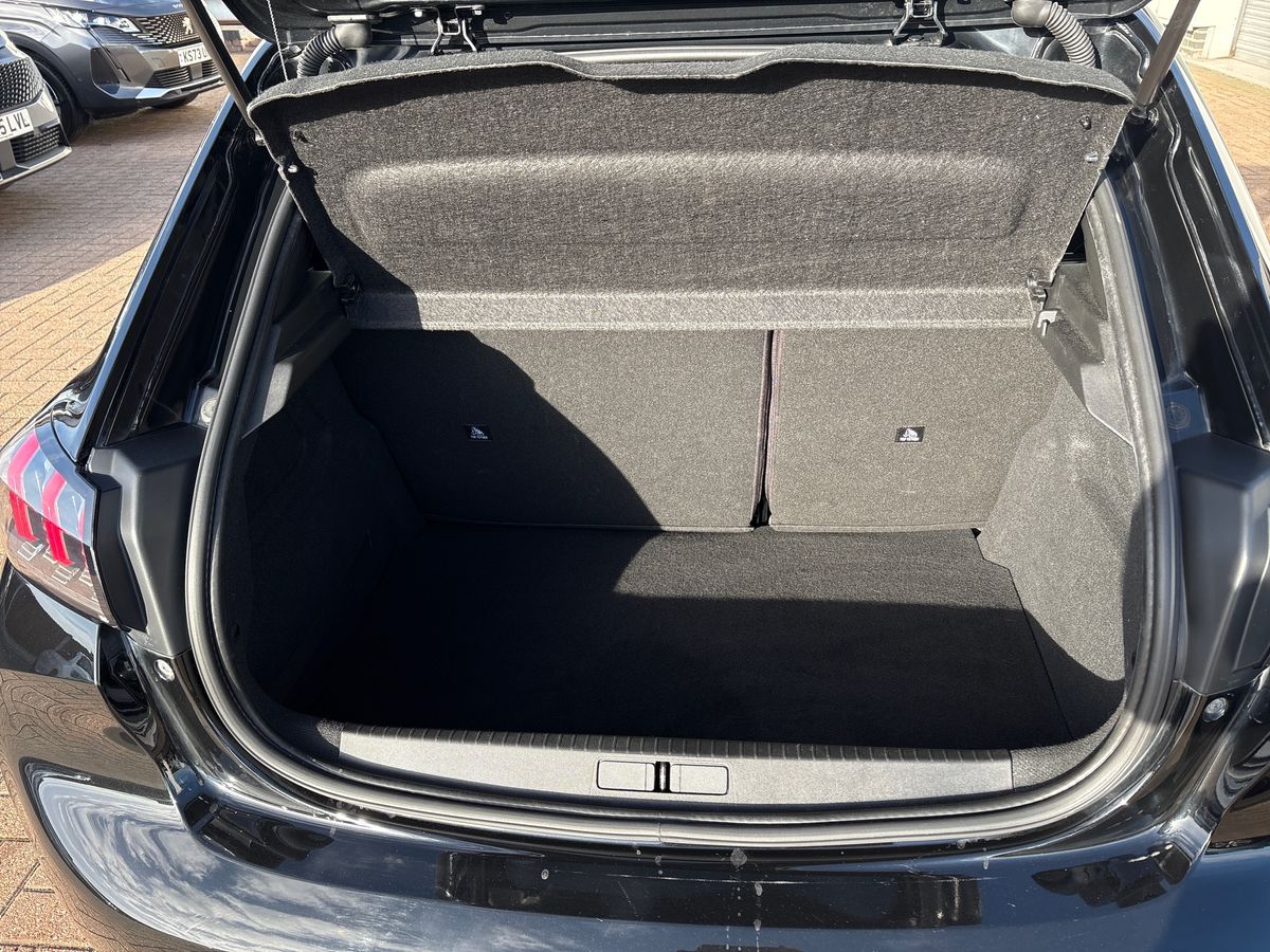 Used Peugeot 208 2021 for sale - 77004925: Photo 34