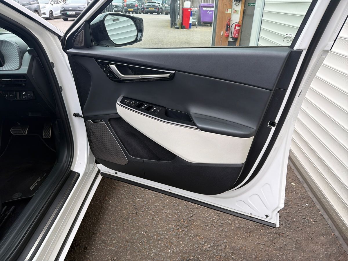 Used Kia EV6 2023 for sale - 78000115: Photo 35