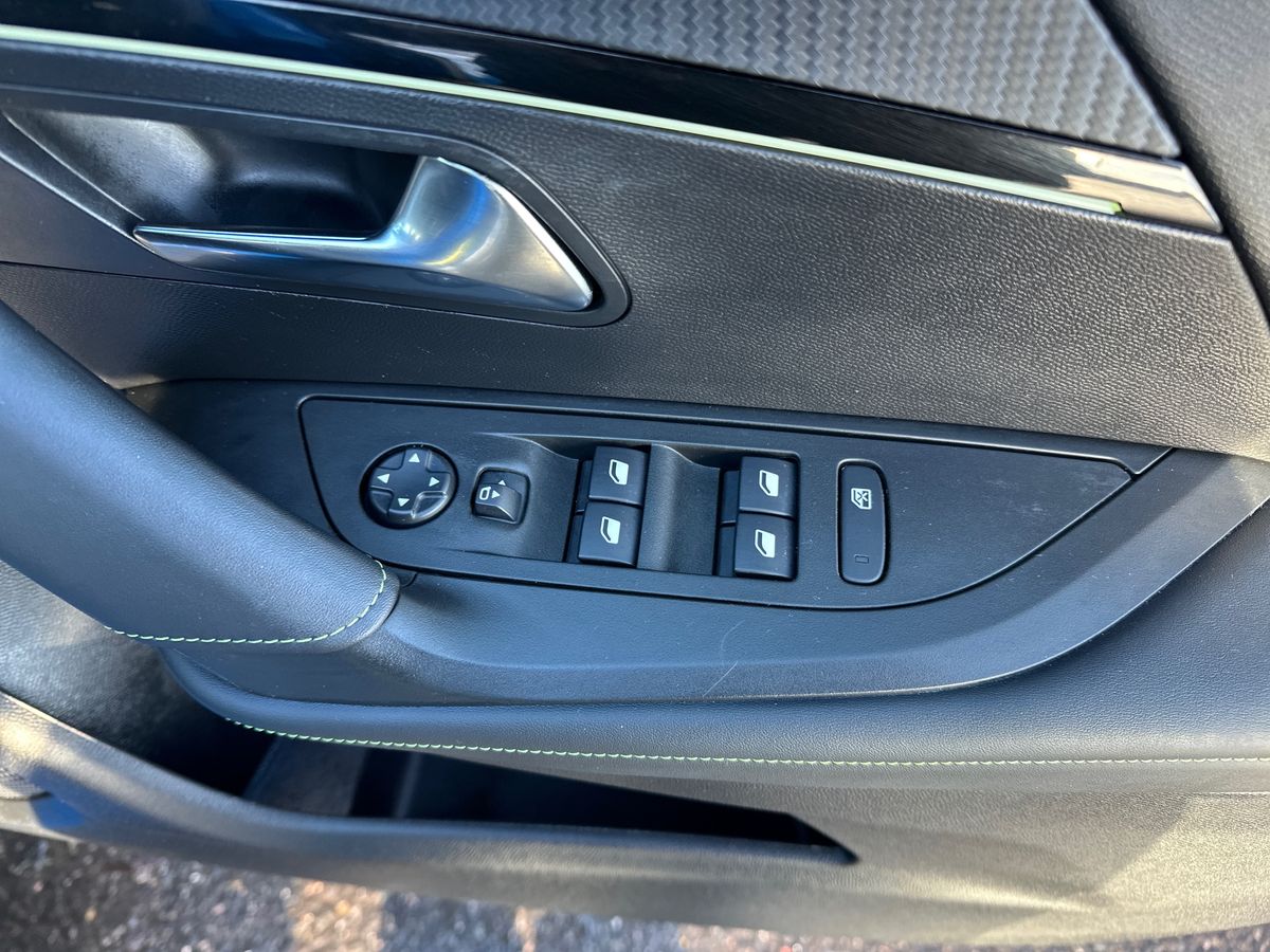 Used Peugeot 2008 2022 for sale - 77224925: Photo 25