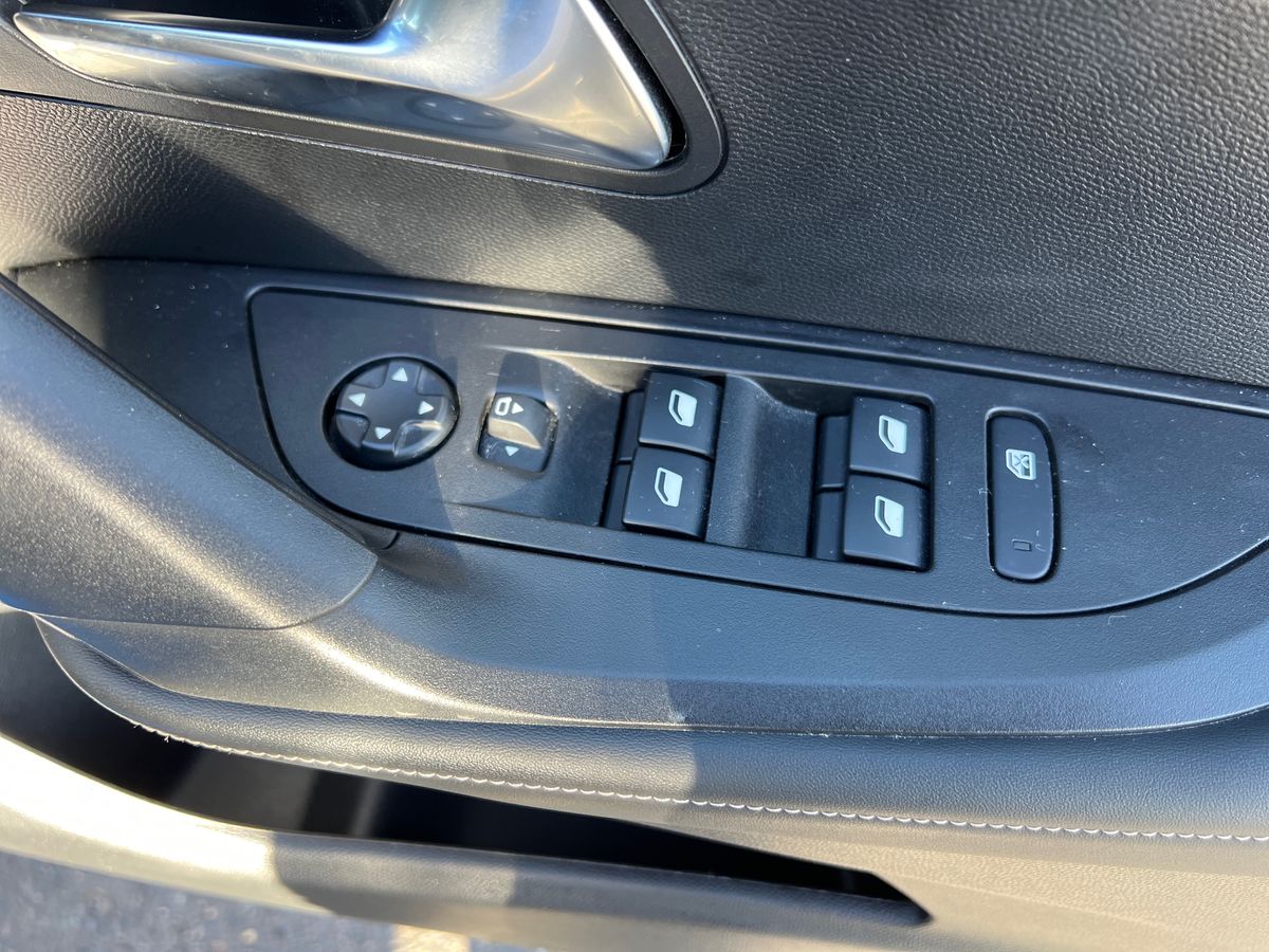 Used Peugeot 2008 2024 for sale - 76626565: Photo 25