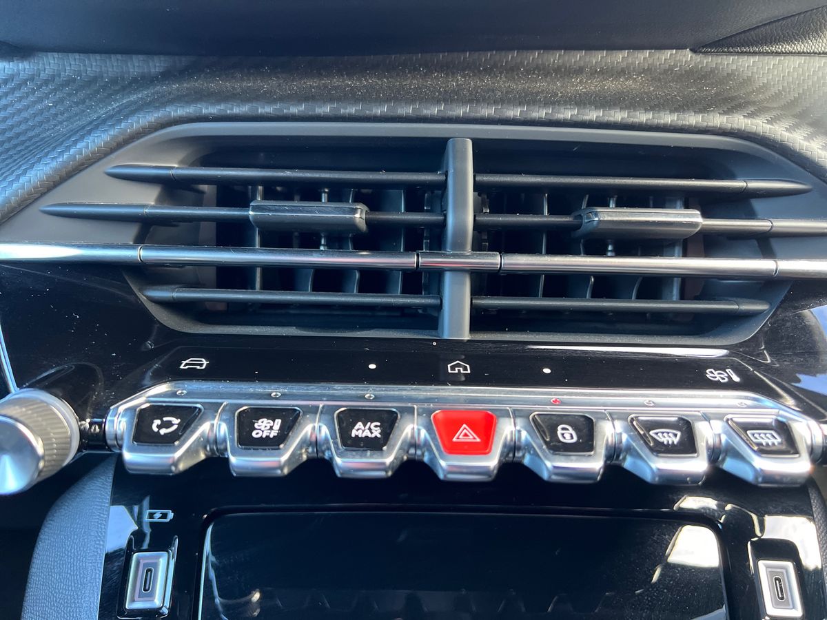 Used Peugeot 2008 2024 for sale - 76626562: Photo 22