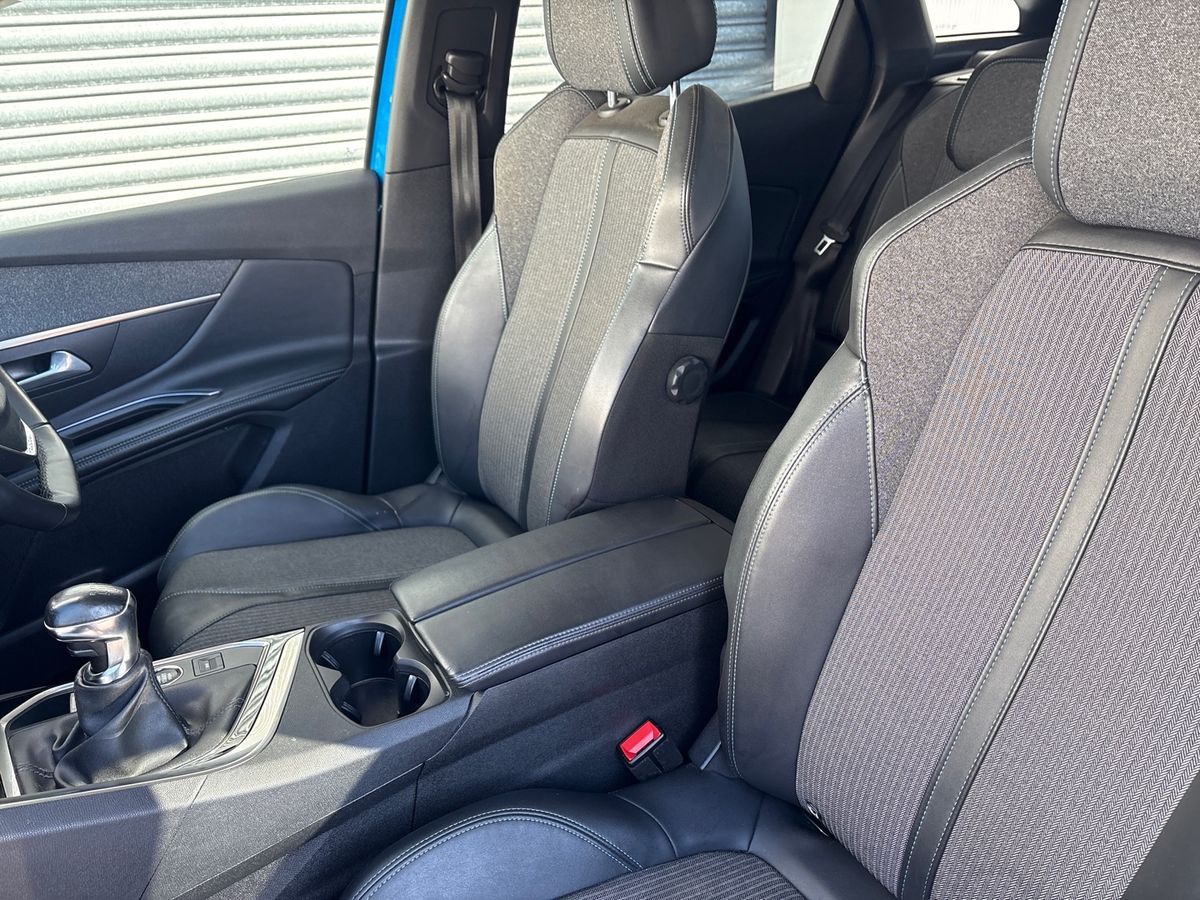 Used Peugeot 3008 2022 for sale - 77942130: Photo 13