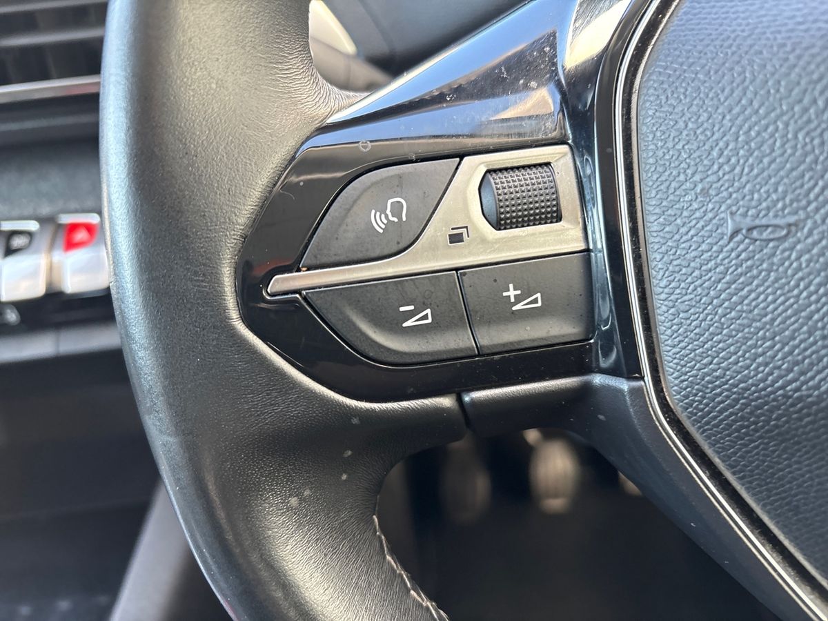 Used Peugeot 3008 2022 for sale - 77942130: Photo 26