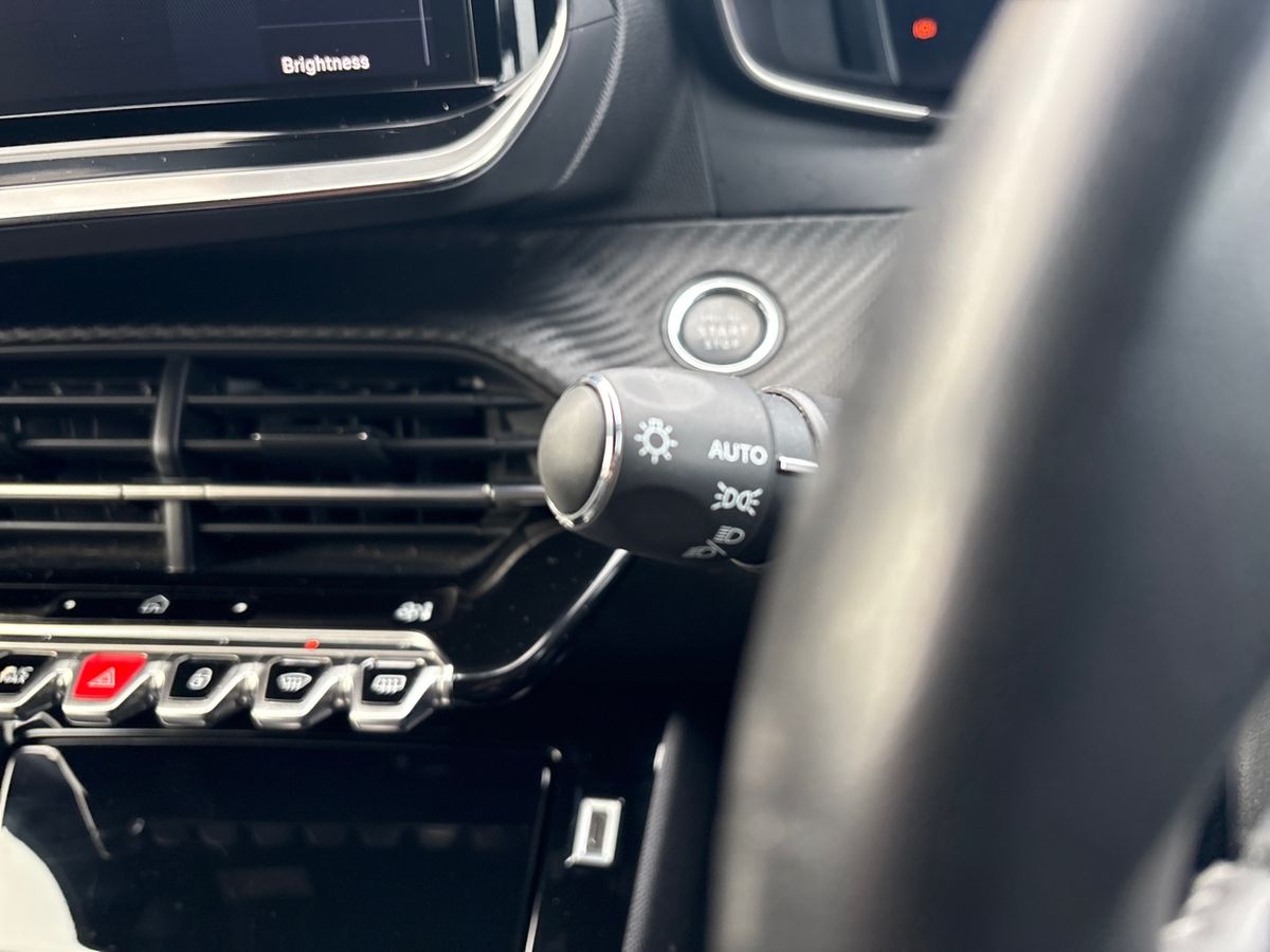 Used Peugeot 2008 2024 for sale - 77532023: Photo 23