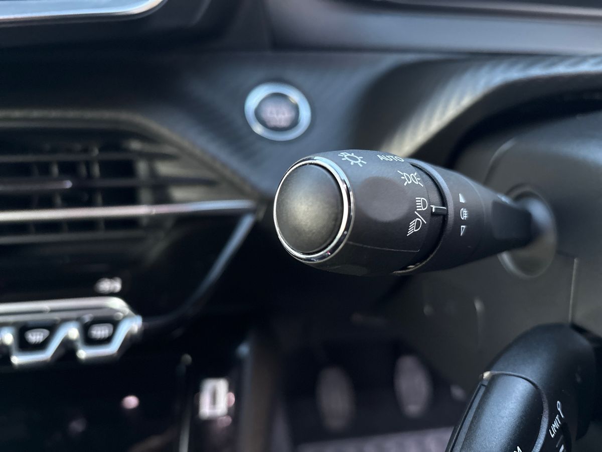 Used Peugeot 2008 2024 for sale - 77164206: Photo 23