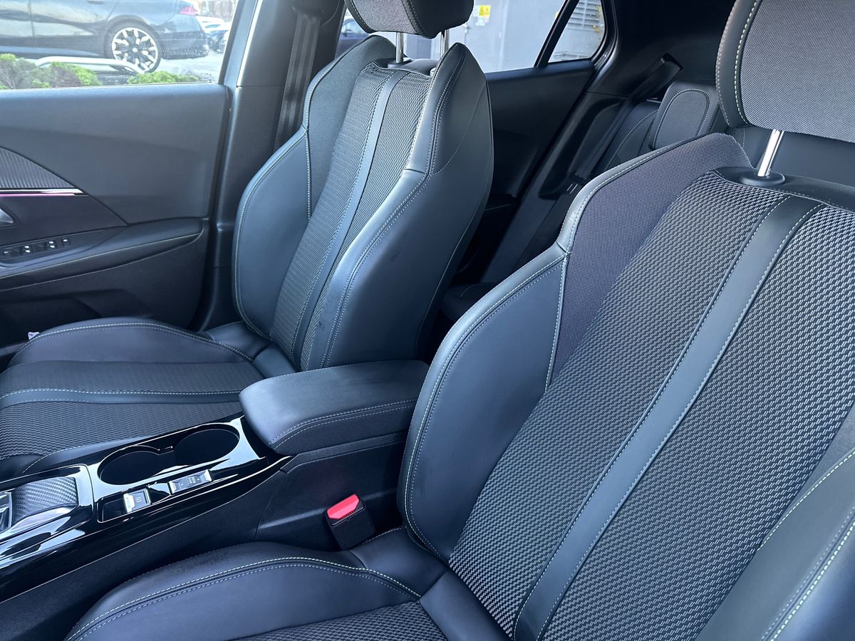 Used Peugeot 2008 2023 for sale - 76915057: Photo 12