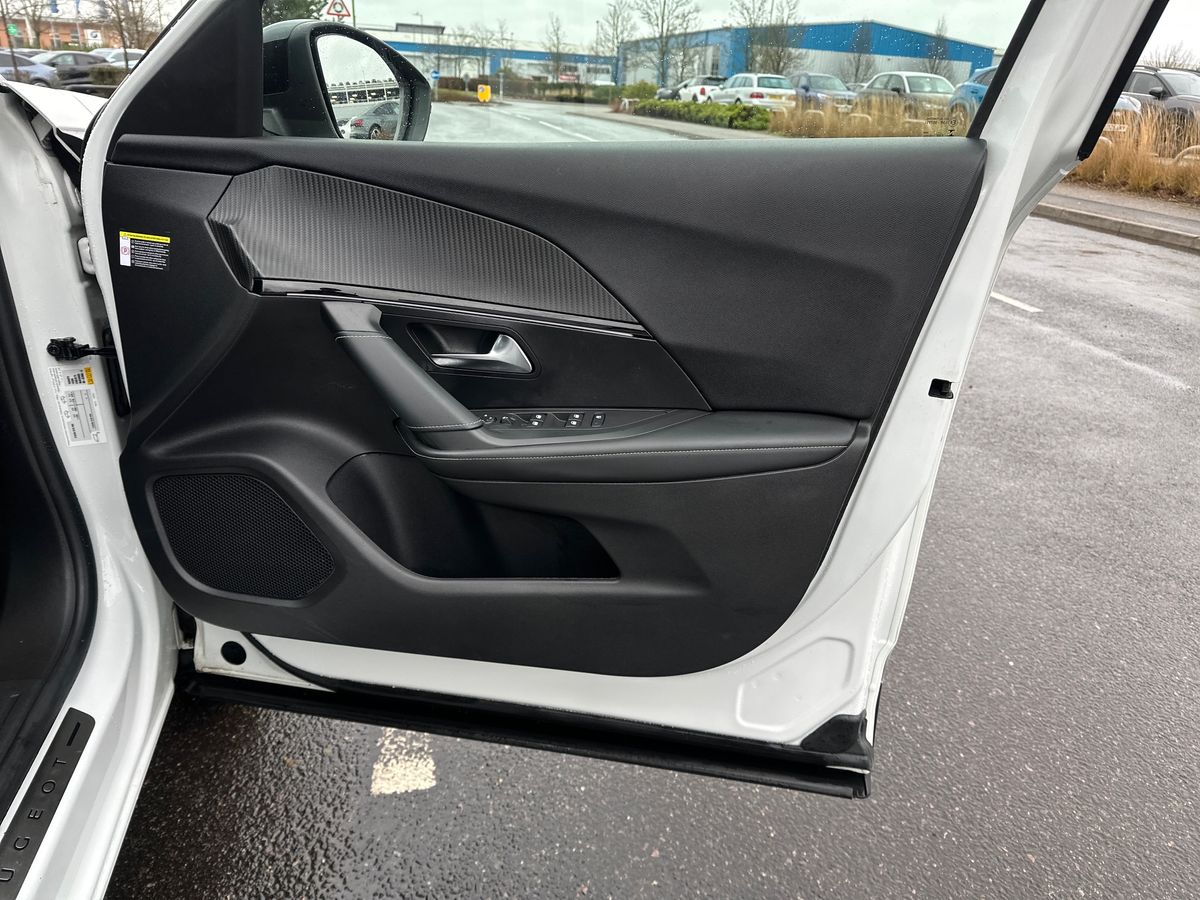 Used Peugeot 2008 2021 for sale - 77151447: Photo 35