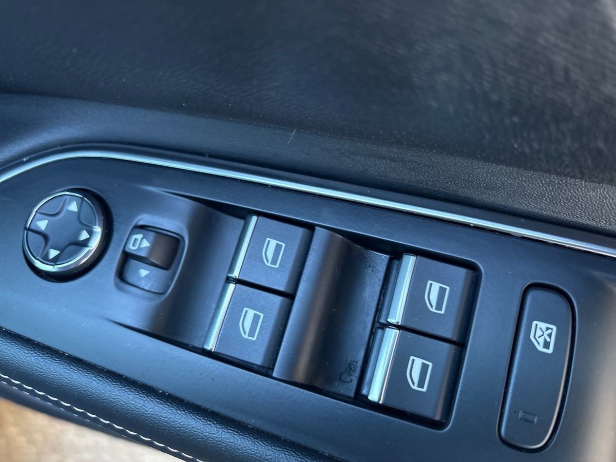 Used Peugeot 5008 2023 for sale - 77927366: Photo 25