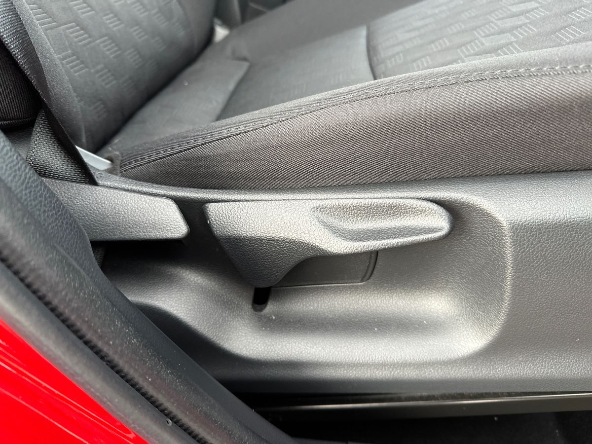 Used Toyota Yaris 2024 for sale - 77247984: Photo 30