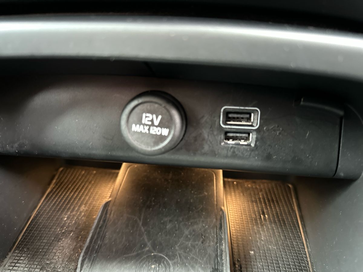 Used Volvo XC40 2020 for sale - 77434754: Photo 24