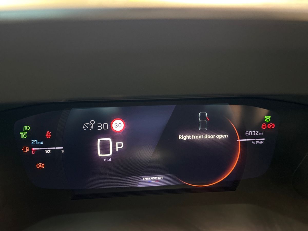 Used Peugeot 208 2025 for sale - 77346814: Photo 18
