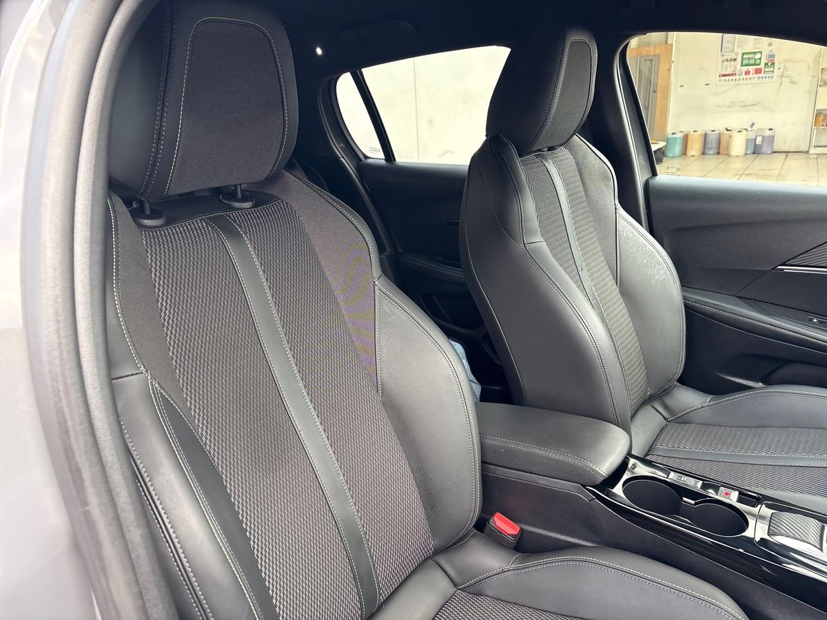 Used Peugeot 208 2025 for sale - 77055602: Photo 12