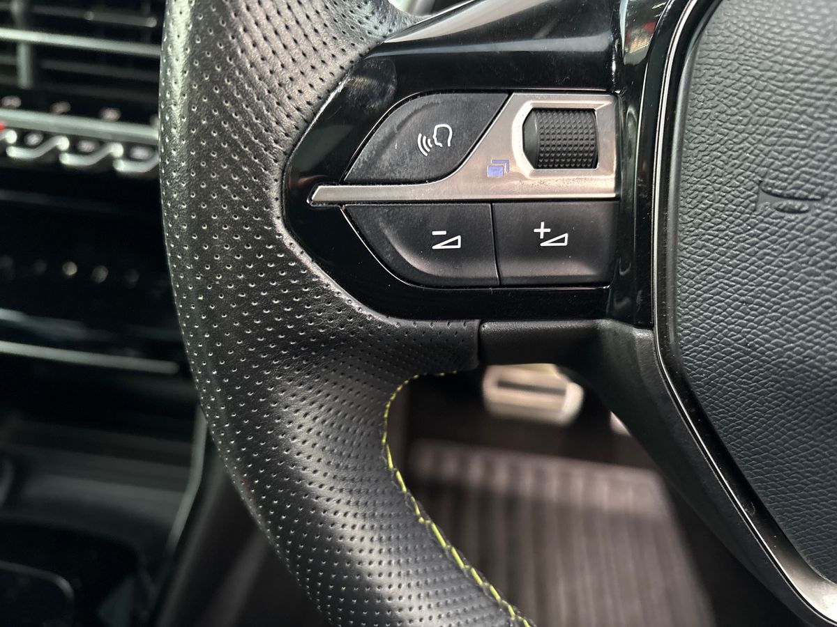 Used Peugeot 2008 2020 for sale - 76640141: Photo 26