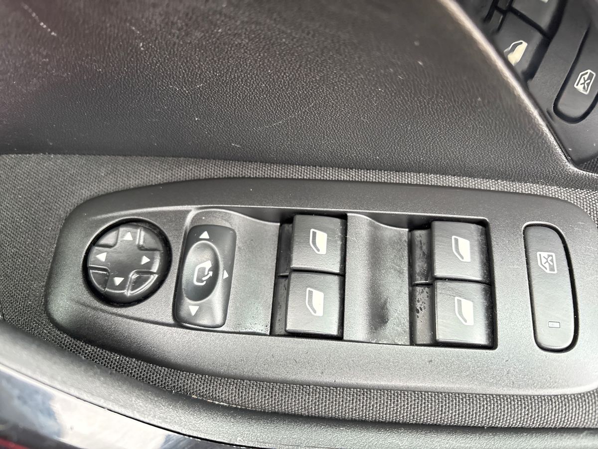 Used Peugeot 208 2019 for sale - 77393474: Photo 25