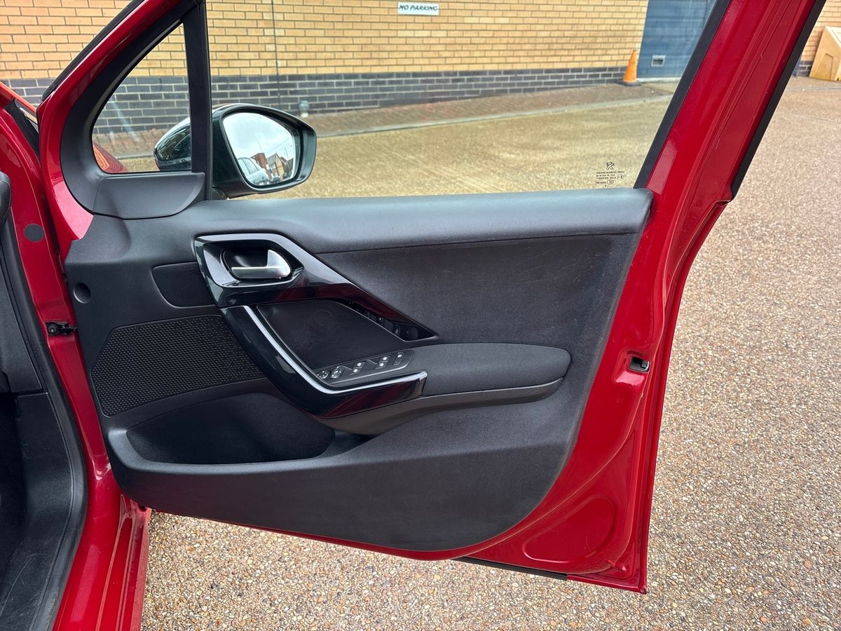 Used Peugeot 208 2019 for sale - 77393474: Photo 35