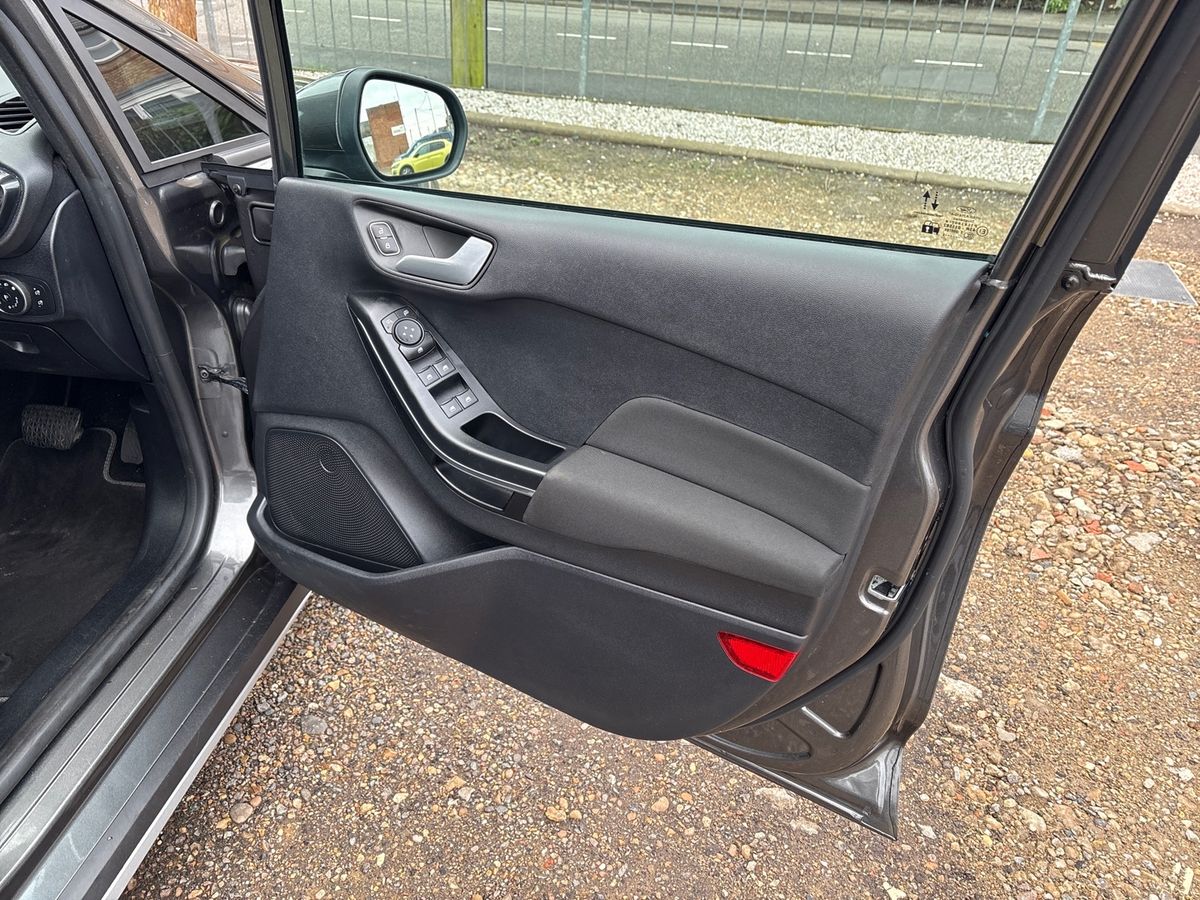 Used Ford Fiesta 2023 for sale - 77678767: Photo 35