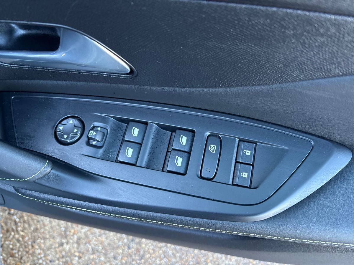 Used Peugeot 308 2025 for sale - 76804050: Photo 25