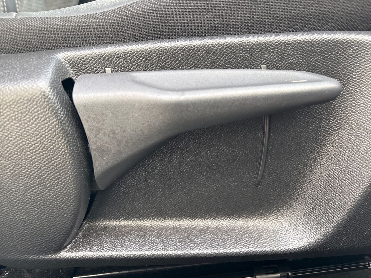 Used Peugeot 2008 2024 for sale - 77885353: Photo 30